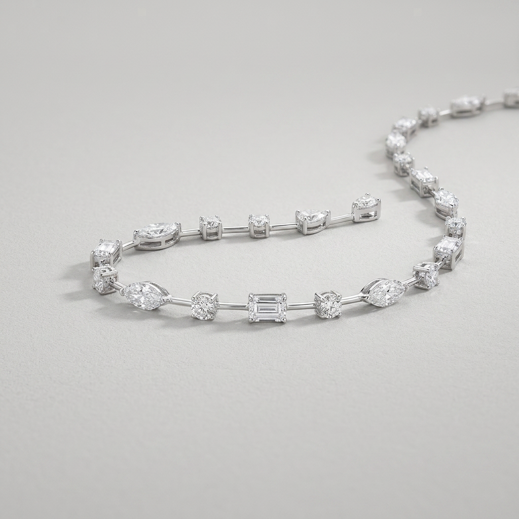 Bracelets in $2,500 – $5,000